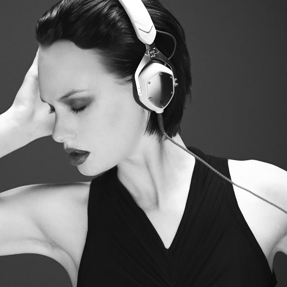「V-MODA XS」BOSSスペシャル・デザイン・モデル BOSS - BOSS × V-MODA 2021 コンパクト・ペダル・キャンペーン